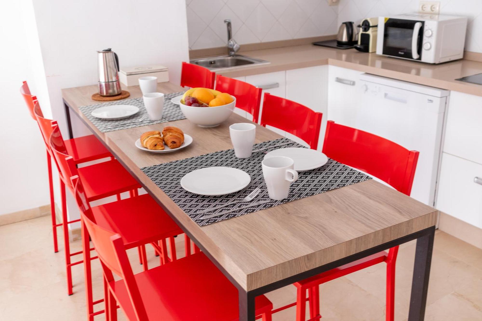 Urban Colours Sauceda VII Apartment เซบีญา ภายนอก รูปภาพ